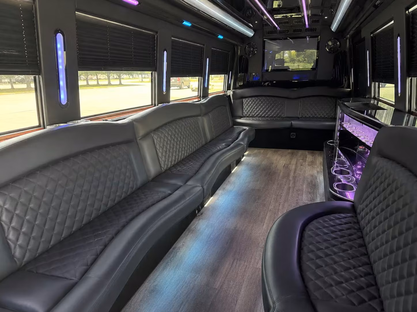 south san francisco prom party buses with the amenities your group will love